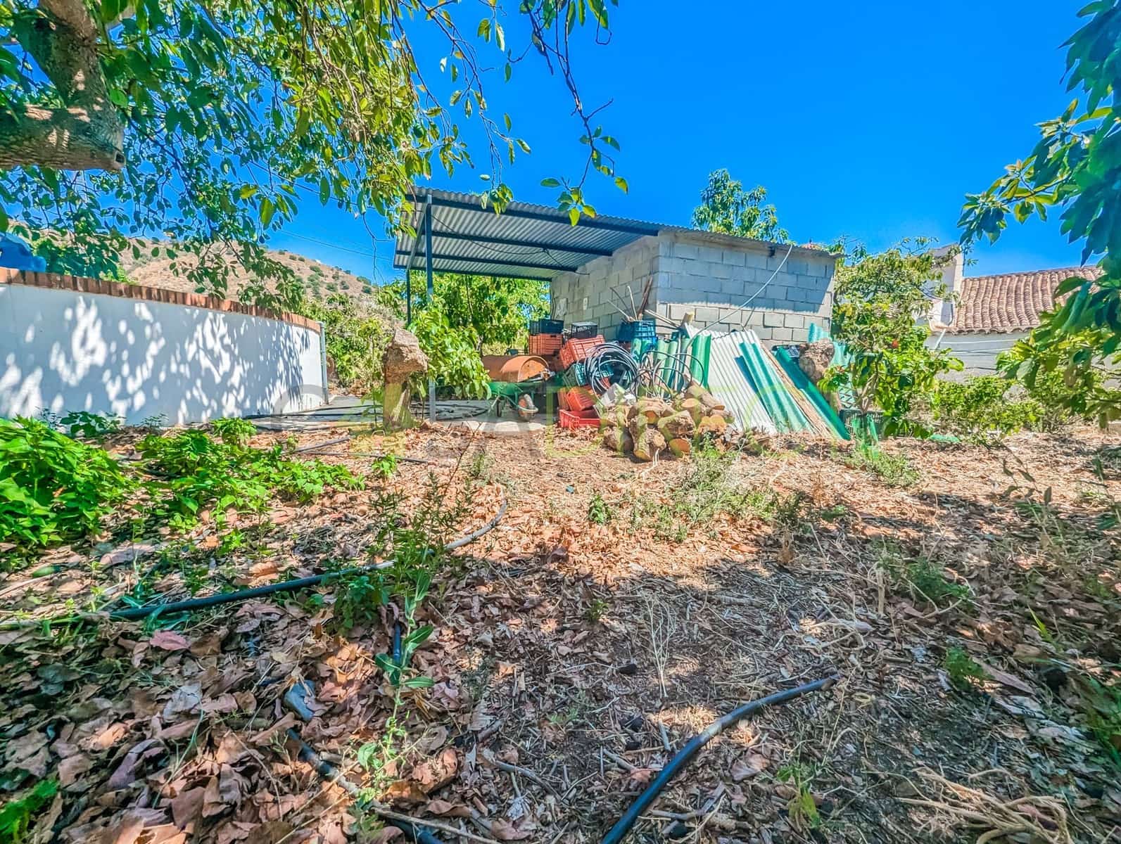 5 sypialnia Finka/Dom wiejski na sprzedaż w Velez-Malaga z basenem garażem - 393 750 € (Ref: 8484409)