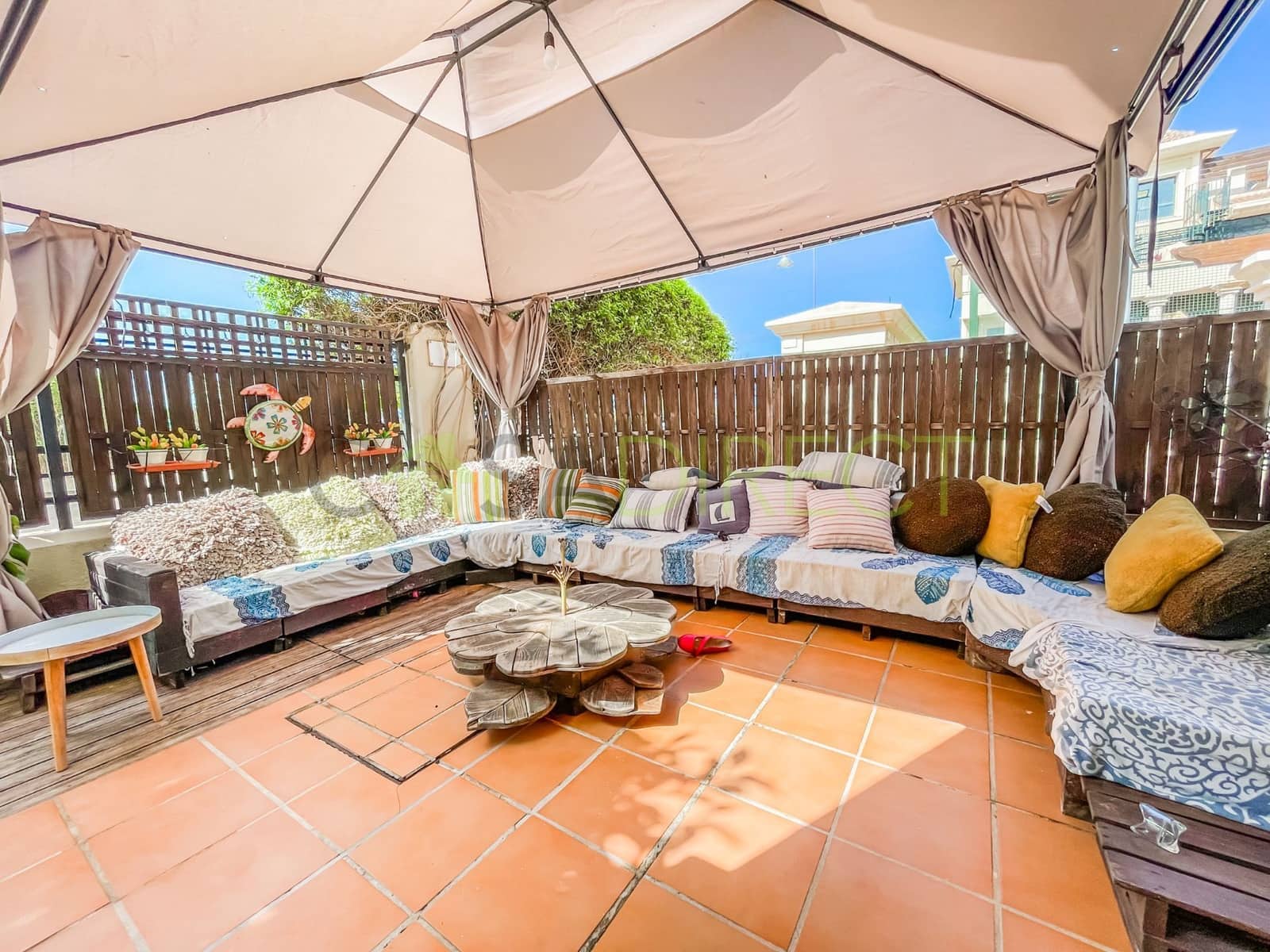 2 sypialnia Apartament do wynajęcia w Almayate z basenem garażem - 960 € (Ref: 8493348)