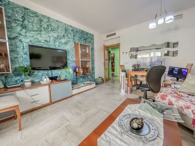 2 bedroom Apartment for rent in Almayate, Vélez-Málaga with pool garage - € 960 (Ref: 8493348)