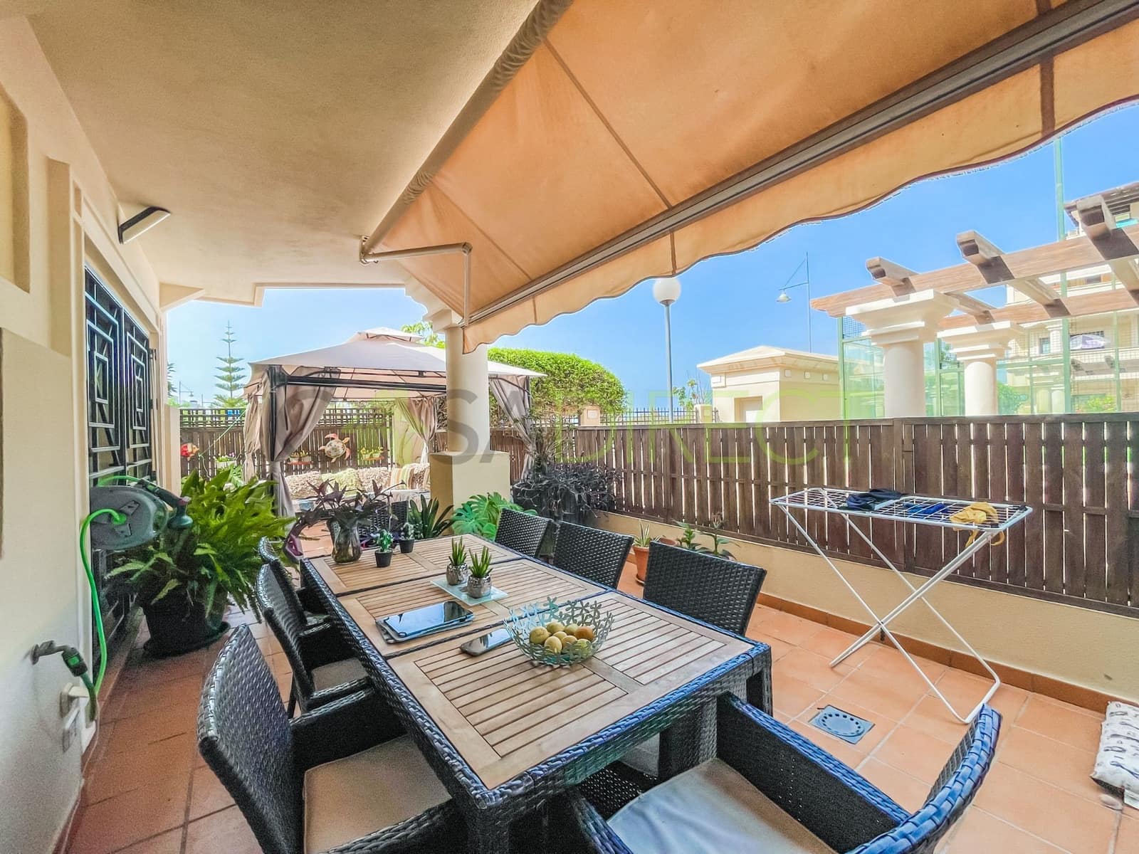 2 sypialnia Apartament do wynajęcia w Almayate z basenem garażem - 960 € (Ref: 8493348)