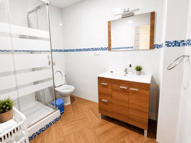 1 makuuhuone Huoneisto vuokrattavana paikassa Nerja mukana uima-altaan - 720 € (Ref: 8531610)