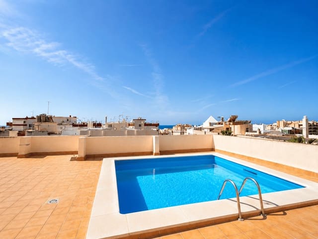 1 makuuhuone Huoneisto vuokrattavana paikassa Nerja mukana uima-altaan - 720 € (Ref: 8531610)