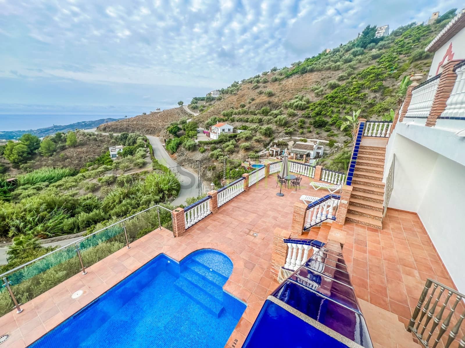 3 soveværelse Finca/Landehus til leje i Frigiliana med swimmingpool garage - € 2.940 (Ref: 8531611)