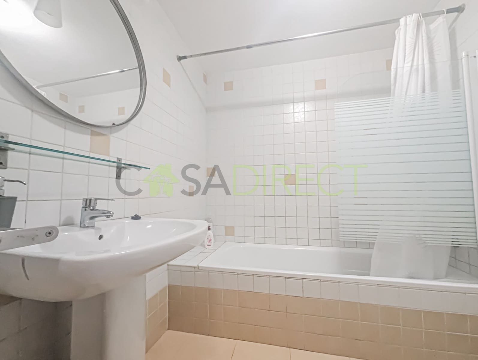 2 soveværelse Lejlighed til leje i Almunecar med garage - € 820 (Ref: 8531612)