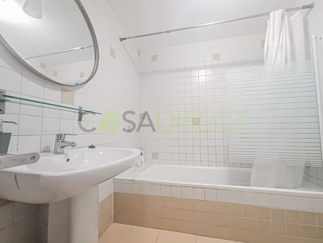 2 slaapkamer Flat te huur in Almuñécar met garage - € 820 (Ref: 8531612)