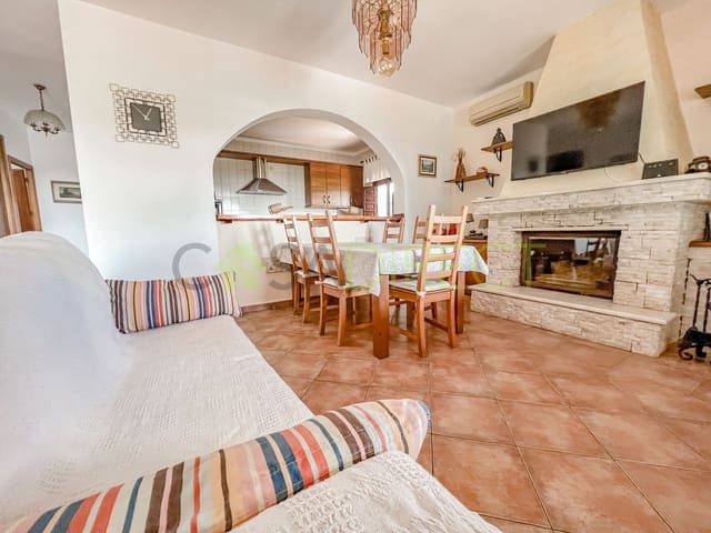 3 sypialnia Finka/Dom wiejski do wynajęcia w Nerja z basenem garażem - 1 800 € (Ref: 8531613)