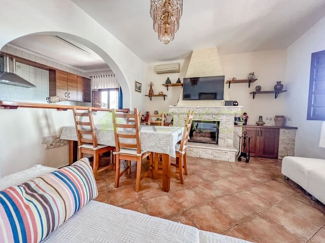 3 sypialnia Finka/Dom wiejski do wynajęcia w Nerja z basenem garażem - 1 800 € (Ref: 8531613)