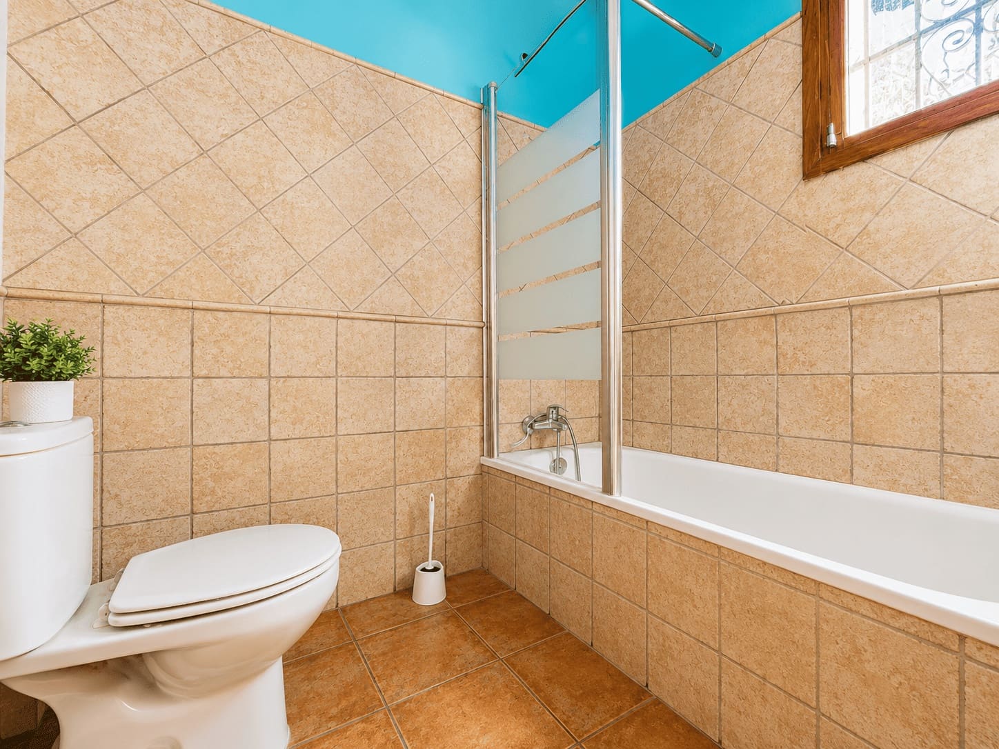 3 slaapkamer Finca/Landhuis te huur in Nerja met zwembad garage - € 2.400 (Ref: 8531613)