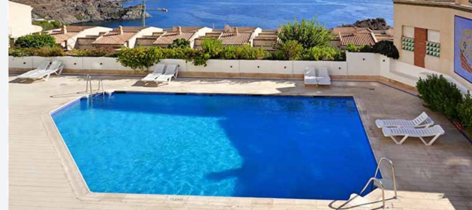 4 soveværelse Villa til leje i La Herradura med swimmingpool garage - € 2.300 (Ref: 8531614)