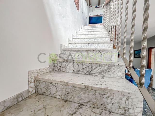 3 bedroom Villa for rent in Frigiliana with pool garage - € 2,400 (Ref: 8539521)