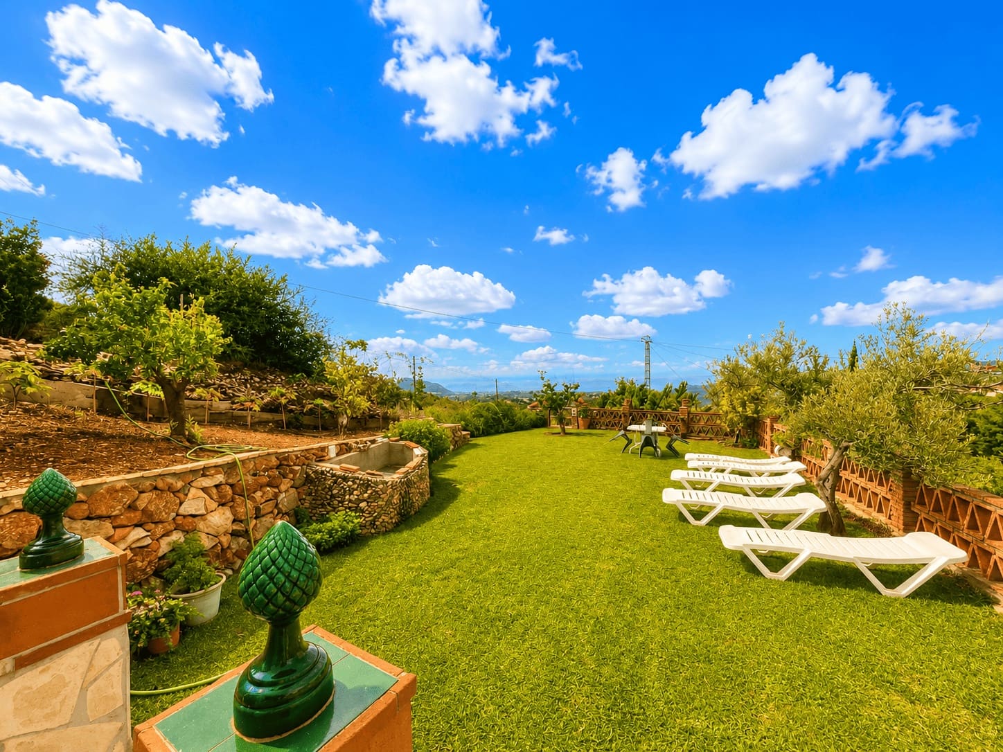 3 bedroom Villa for rent in Frigiliana with pool garage - € 2,400 (Ref: 8539521)