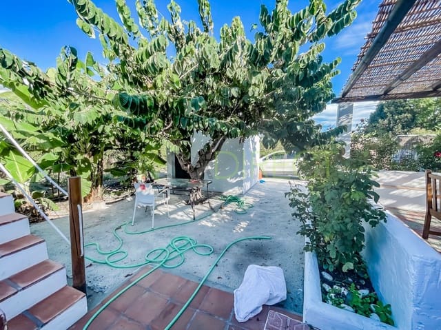 2 soveværelse Finca/Landehus til leje i Frigiliana med swimmingpool garage - € 1.400 (Ref: 8551956)