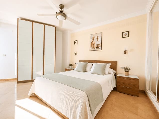 2 sovrum Lägenhet att hyra i Torrox-Costa, Torrox med pool - 900 € (Ref: 8597012)