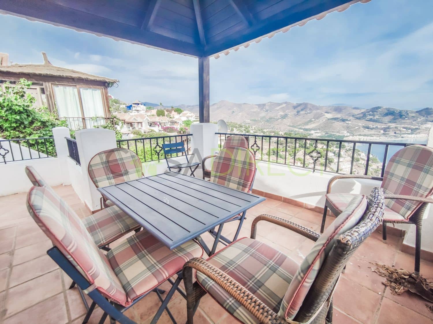 4 soveværelse Villa til leje i Almunecar med swimmingpool garage - € 2.450 (Ref: 8601253)