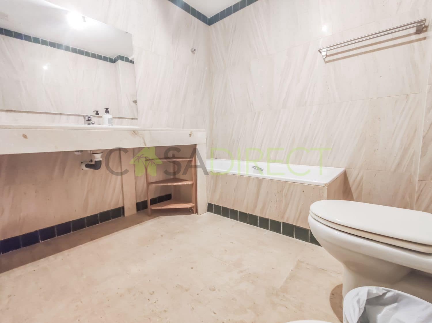 4 soveværelse Villa til leje i Almunecar med swimmingpool garage - € 2.450 (Ref: 8601253)