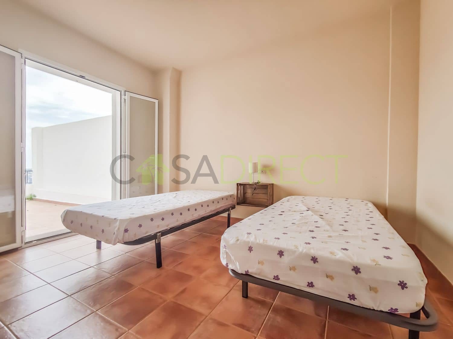 4 soveværelse Villa til leje i Almunecar med swimmingpool garage - € 2.450 (Ref: 8601253)