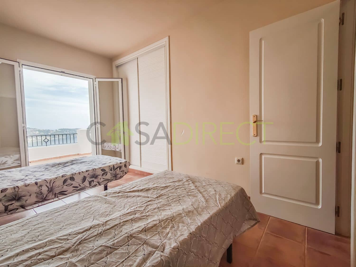 4 soveværelse Villa til leje i Almunecar med swimmingpool garage - € 2.450 (Ref: 8601253)