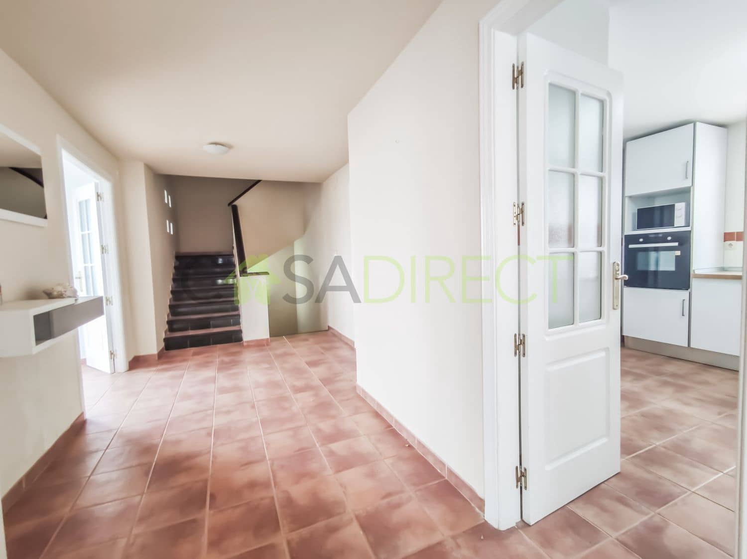 4 soveværelse Villa til leje i Almunecar med swimmingpool garage - € 2.450 (Ref: 8601253)