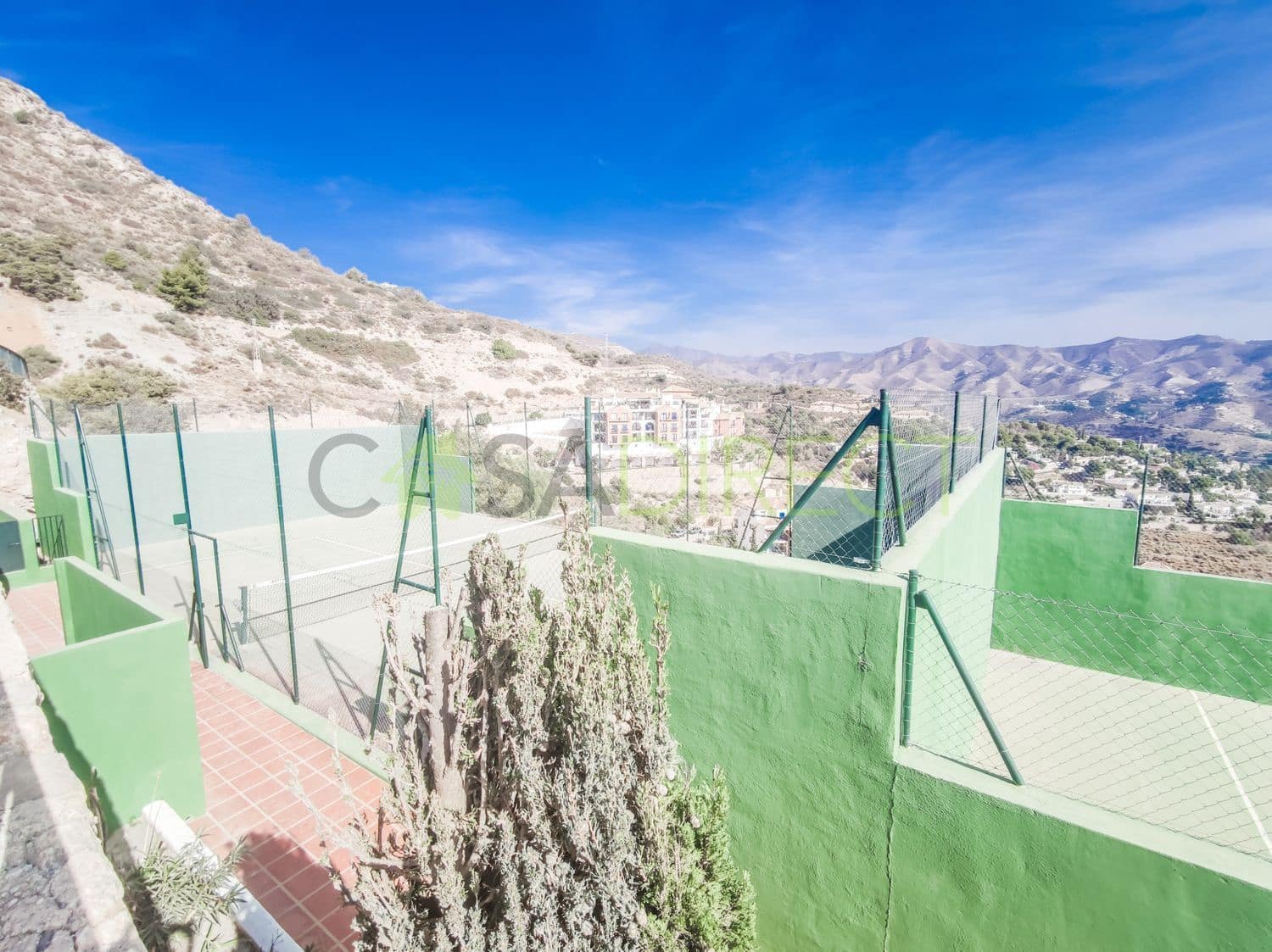 4 soveværelse Villa til leje i Almunecar med swimmingpool garage - € 2.450 (Ref: 8601253)