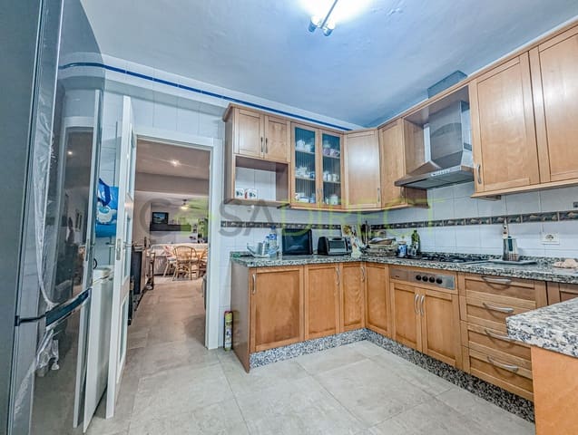 3 sypialnia Willa do wynajęcia w Rincón de la Victoria - 1 550 € (Ref: 8629919)