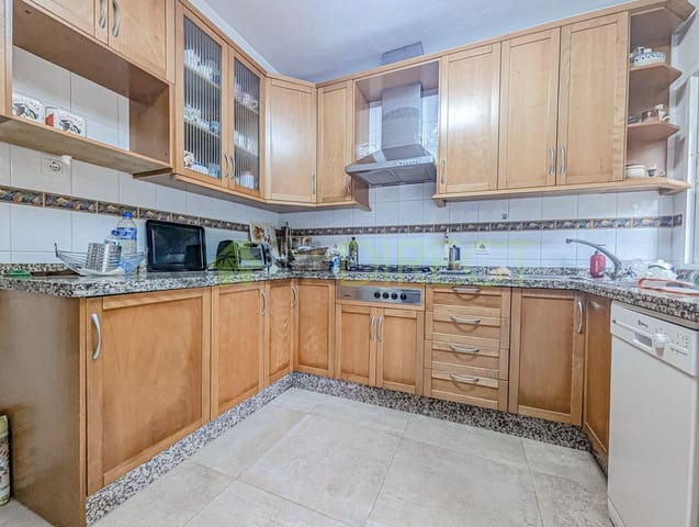 3 sypialnia Willa do wynajęcia w Rincón de la Victoria - 1 550 € (Ref: 8629919)