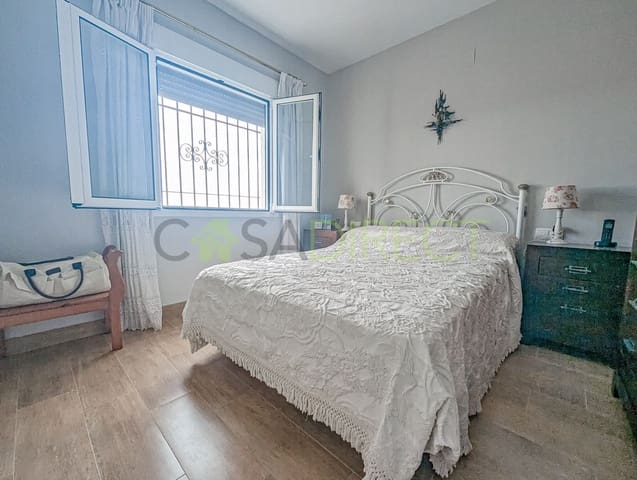 3 sypialnia Willa do wynajęcia w Rincón de la Victoria - 1 550 € (Ref: 8629919)