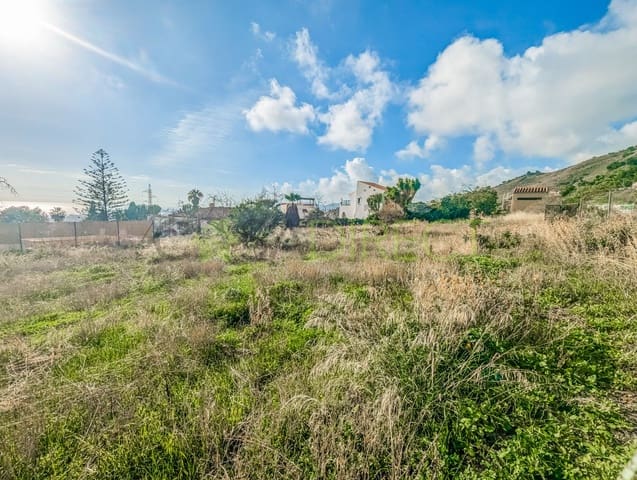 Grunde uden byggetilladelser til salg i Nerja - € 787.500 (Ref: 8670070)