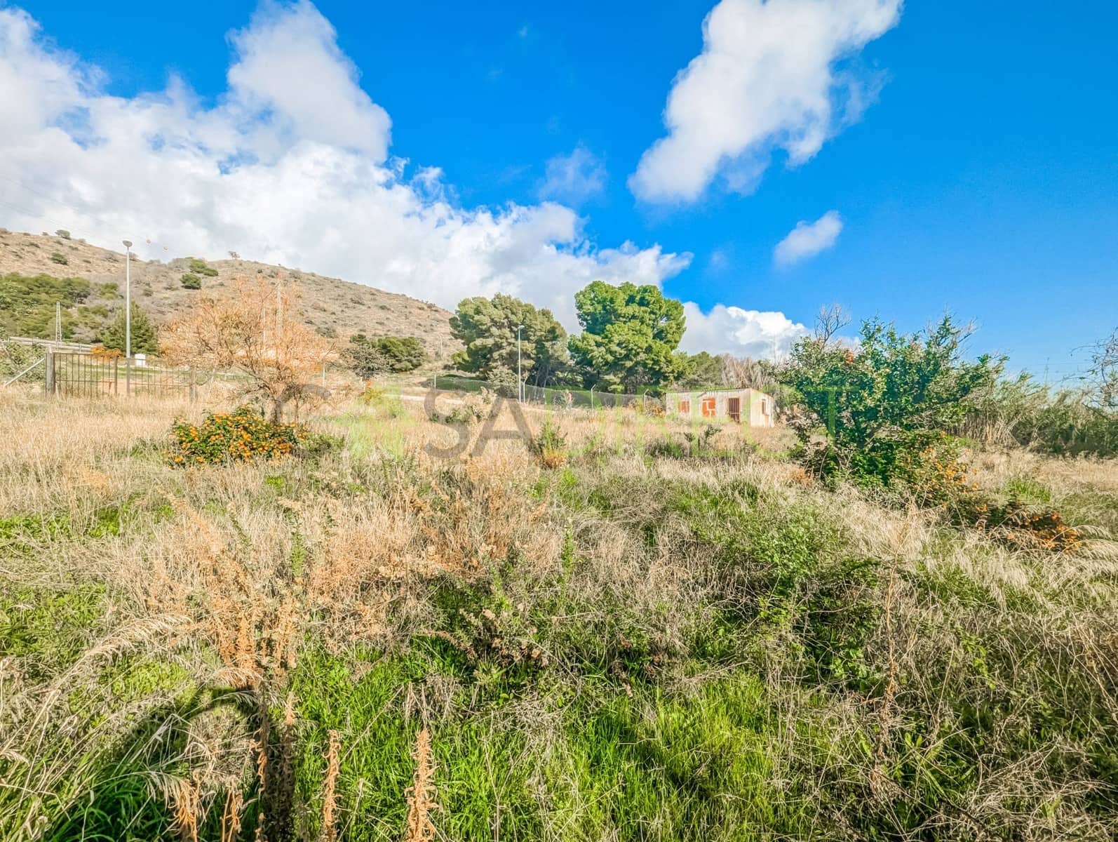 Mark till salu i Nerja - 787 500 € (Ref: 8670070)