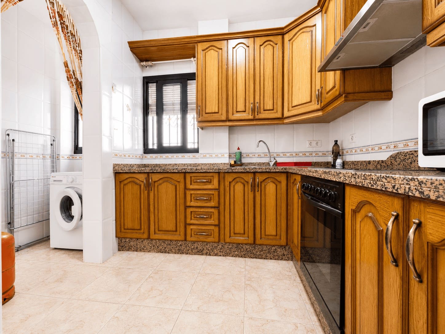3 slaapkamer Villa te huur in Frigiliana - € 900 (Ref: 8671763)