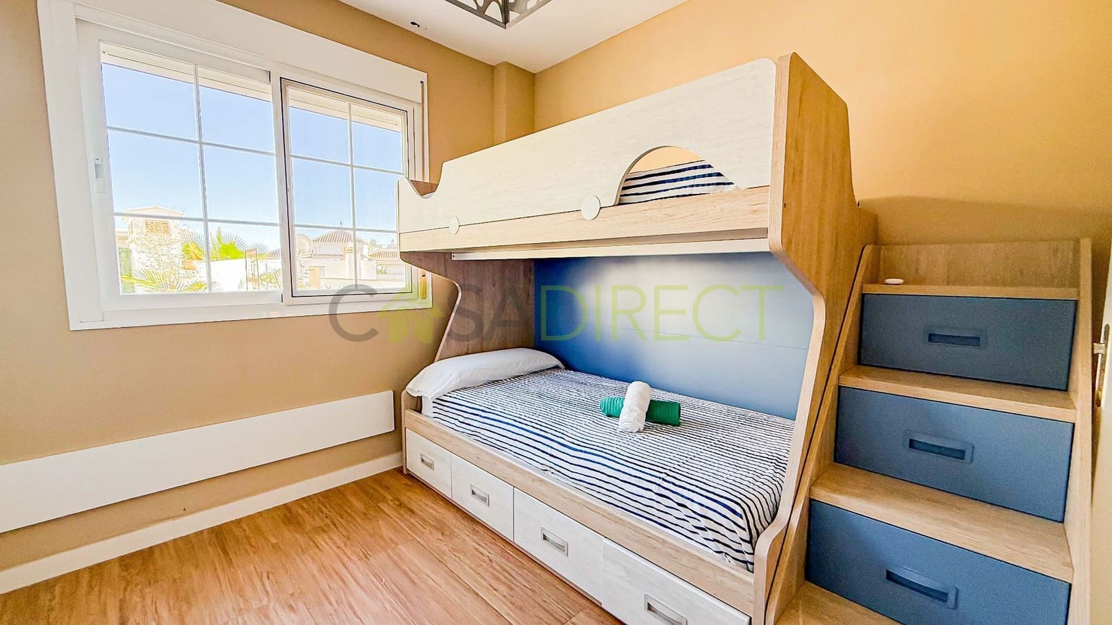 3 soverom Leilighet til leie i Nerja - € 1 440 (Ref: 8747082)