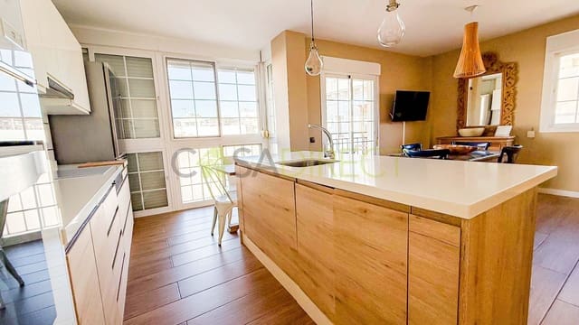 3 soveværelse Lejlighed til leje i Nerja - € 1.440 (Ref: 8747082)