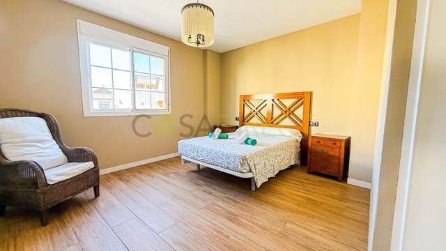 3 soveværelse Lejlighed til leje i Nerja - € 1.440 (Ref: 8747082)