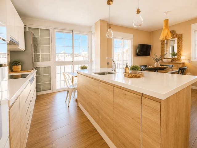 3 Zimmer Wohnung zu vermieten in Nerja - 1.440 € (Ref: 8747082)