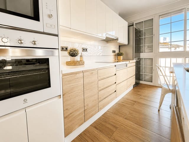 3 Zimmer Wohnung zu vermieten in Nerja - 1.440 € (Ref: 8747082)