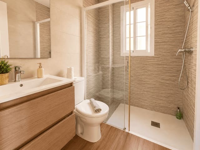 3 Zimmer Wohnung zu vermieten in Nerja - 1.440 € (Ref: 8747082)