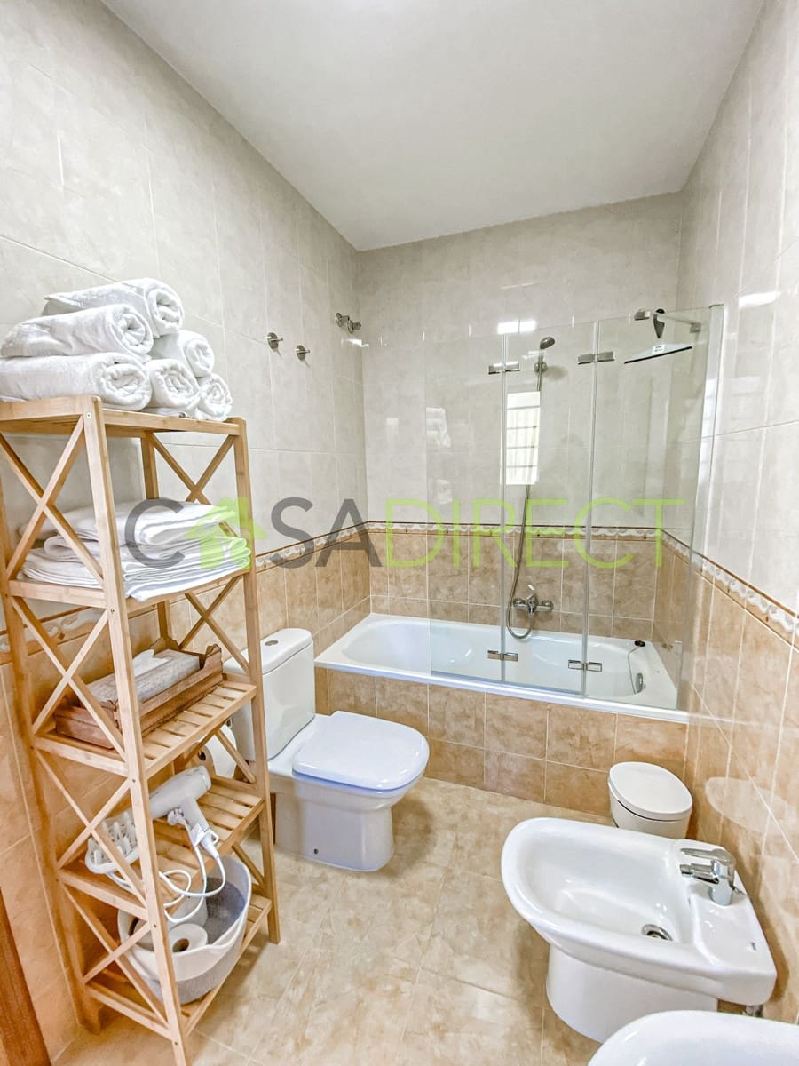 3 soveværelse Finca/Landehus til leje i Sayalonga med swimmingpool garage - € 1.400 (Ref: 8757433)