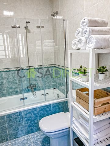 3 soveværelse Finca/Landehus til leje i Sayalonga med swimmingpool garage - € 1.400 (Ref: 8757433)