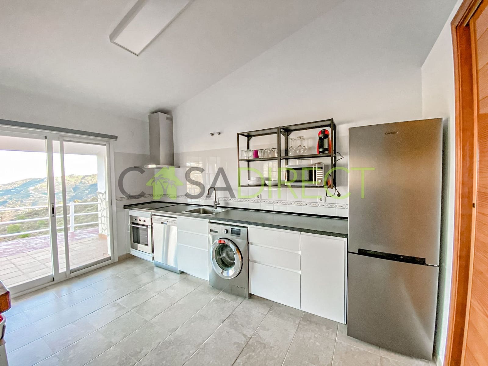 3 soveværelse Finca/Landehus til leje i Sayalonga med swimmingpool garage - € 1.400 (Ref: 8757433)