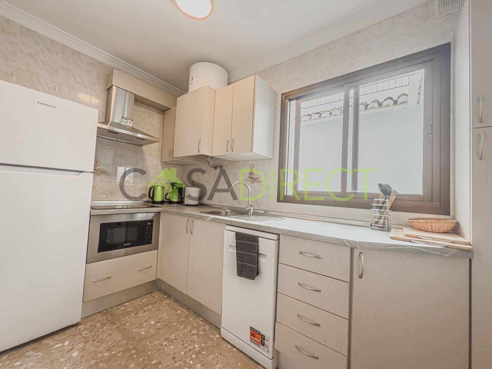 3 bedroom Flat for rent in Frigiliana - € 1,000 (Ref: 8786064)