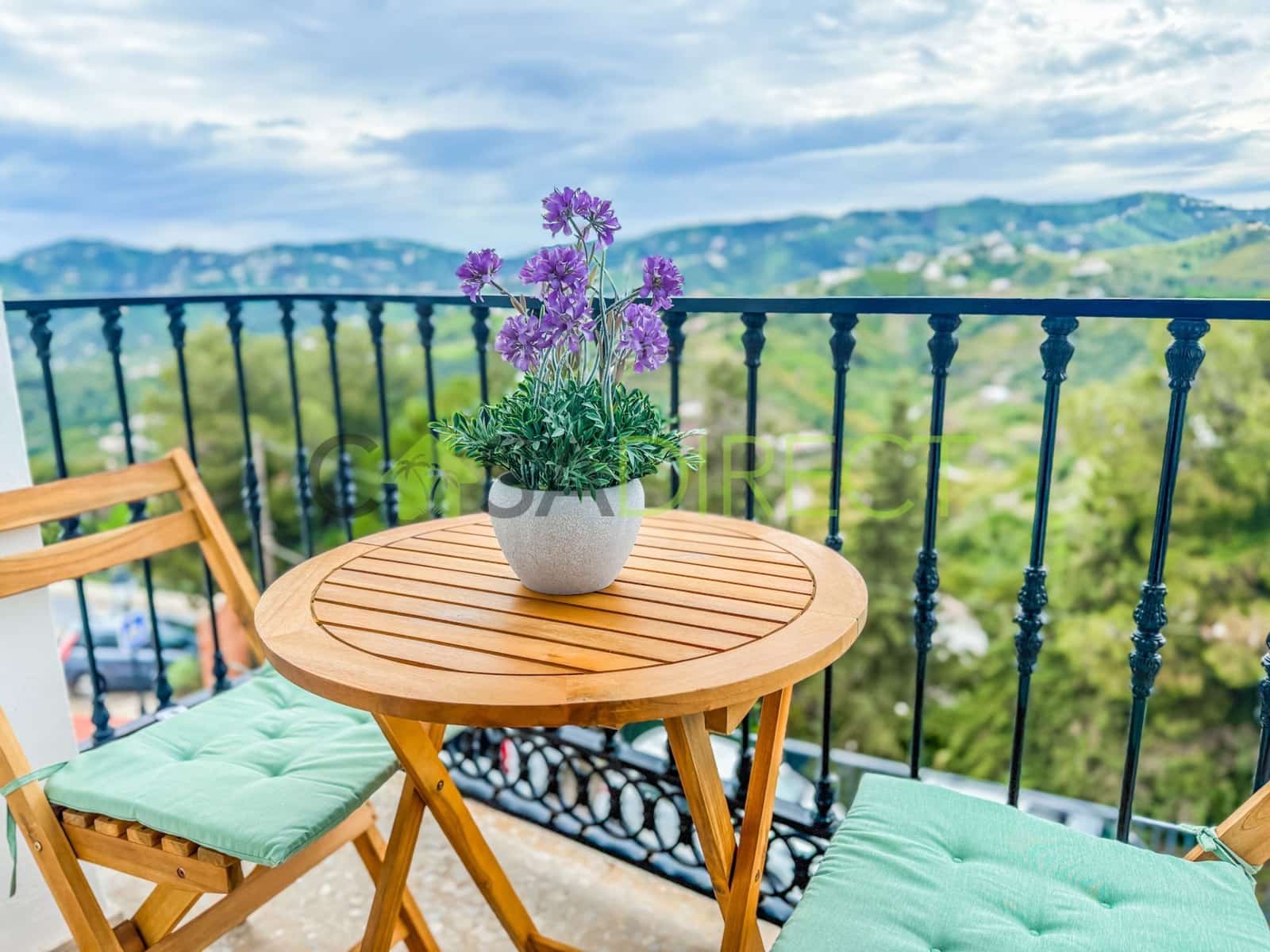 3 bedroom Flat for rent in Frigiliana - € 1,000 (Ref: 8786064)