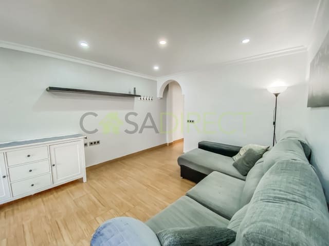 Apartamento de 3 habitaciones en Vélez-Málaga en alquiler - 1.200 € (Ref: 8836240)