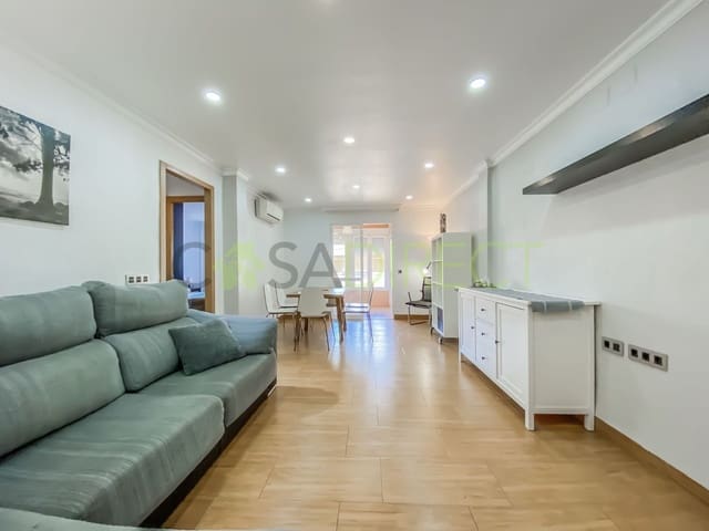 Apartamento de 3 habitaciones en Vélez-Málaga en alquiler - 1.200 € (Ref: 8836240)