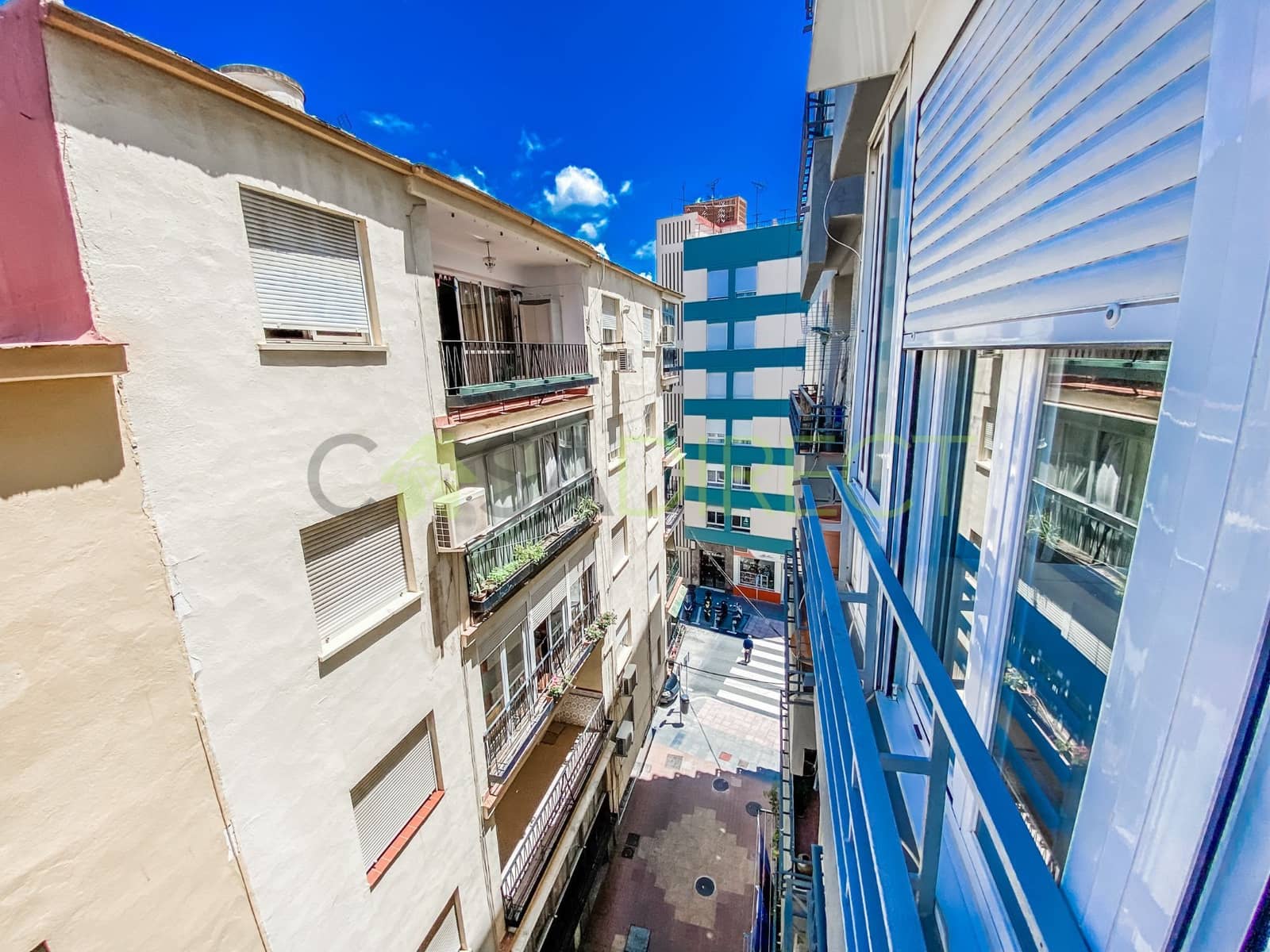 Apartamento de 3 habitaciones en Vélez-Málaga en alquiler - 1.200 € (Ref: 8836240)
