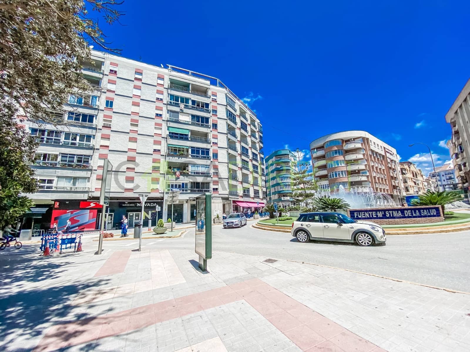 Apartamento de 3 habitaciones en Vélez-Málaga en alquiler - 1.200 € (Ref: 8836240)