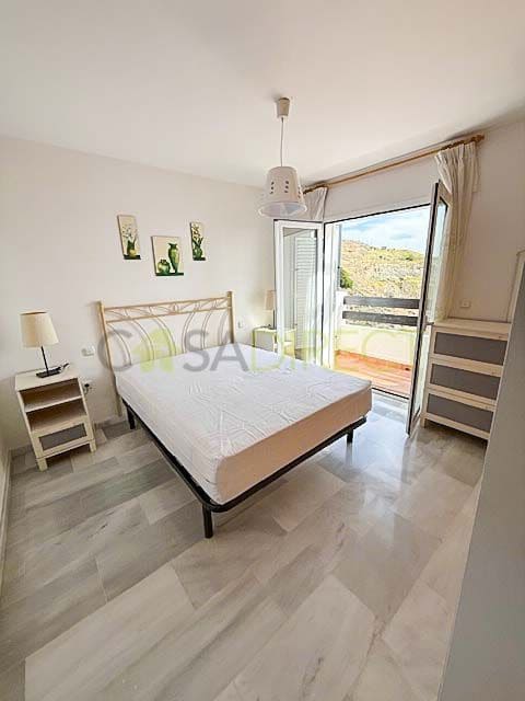 Villa/Maison Semi-Mitoyenne de 3 chambres à louer à Almunecar avec garage - 2 000 € (Ref: 8848913)