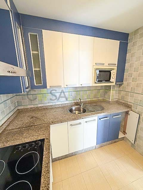 Villa/Maison Semi-Mitoyenne de 3 chambres à louer à Almunecar avec garage - 2 000 € (Ref: 8848913)