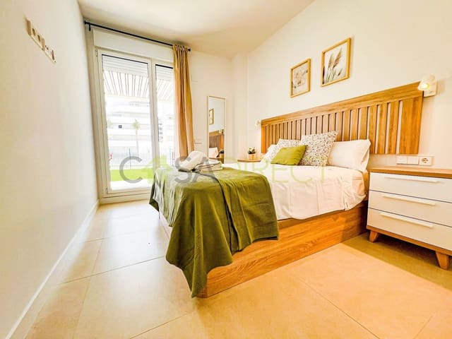 1 slaapkamer Appartement te huur in Torre del Mar, Vélez-Málaga met garage - € 1.020 (Ref: 8859564)