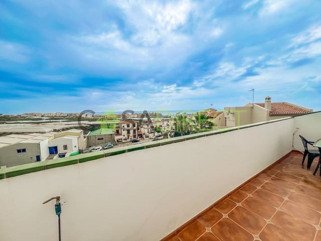 Appartement de 2 chambres à louer à Torrox-Costa, Torrox - 1 100 € (Ref: 8862410)