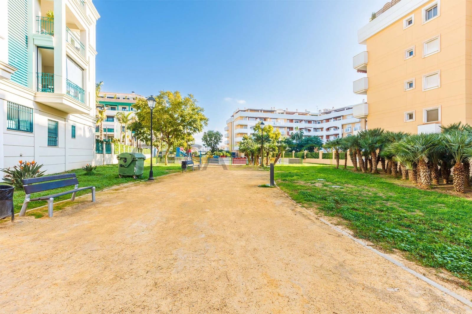 1 soveværelse Lejlighed til leje i Torre del Mar med garage - € 900 (Ref: 8862411)