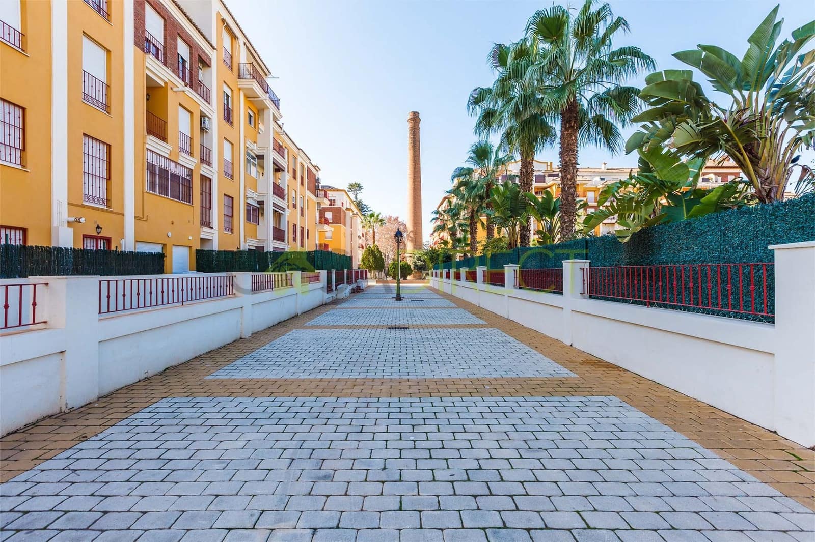 1 soveværelse Lejlighed til leje i Torre del Mar med garage - € 900 (Ref: 8862411)